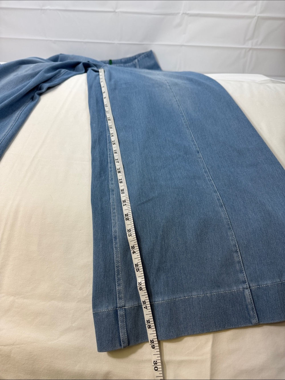 HALARA Light Wash Wide-Leg Denim Jeans - Picture 9 of 15
